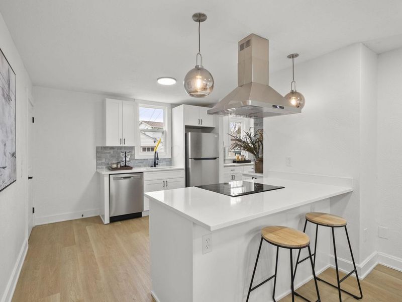 2712 Eakin Road , Columbus, OH 43204 Photo 10