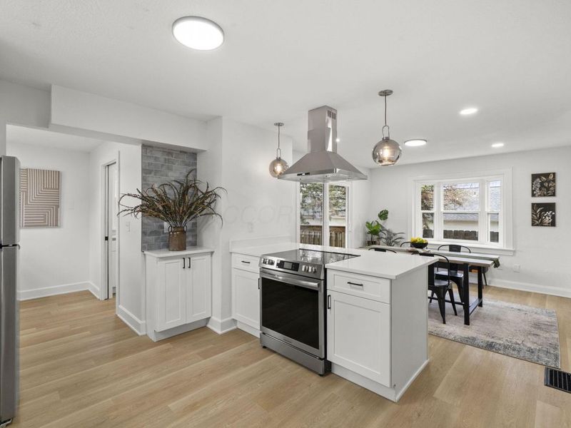 2712 Eakin Road, Columbus, OH 43204 Photo 12