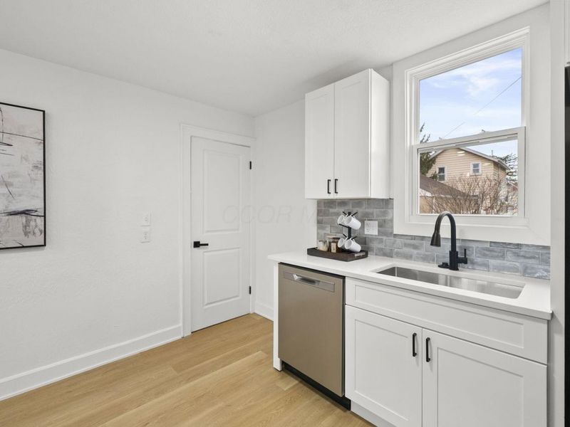 2712 Eakin Road, Columbus, OH 43204 Photo 15