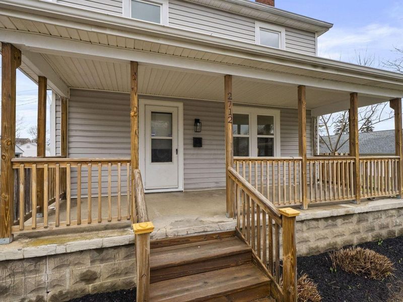 2712 Eakin Road , Columbus, OH 43204 Photo 2