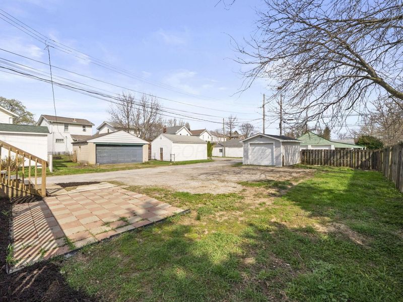 2712 Eakin Road, Columbus, OH 43204 Photo 39