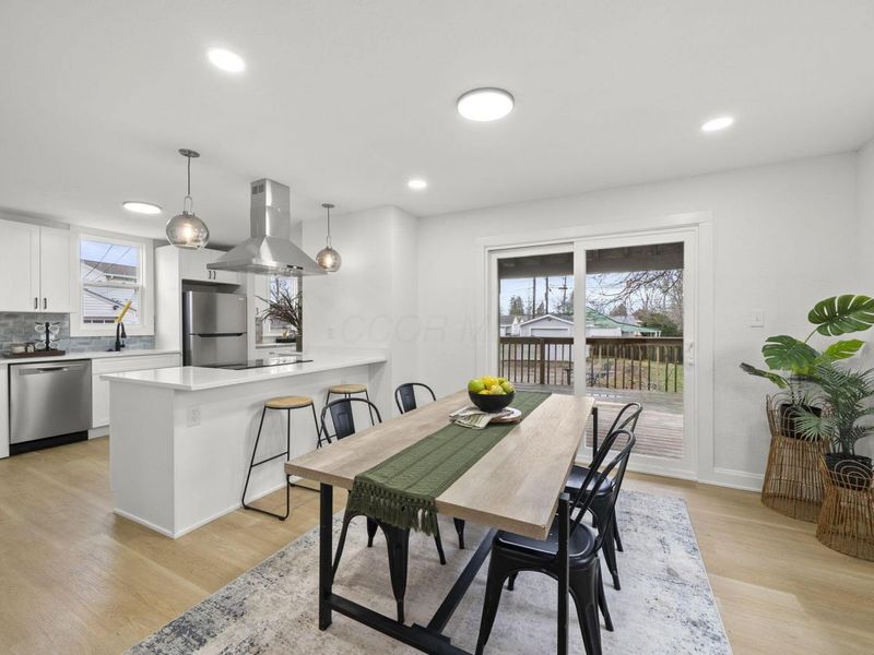 2712 Eakin Road , Columbus, OH 43204 Photo 8