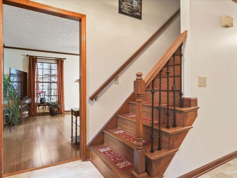 481 Clotts Road, Columbus, OH 43230 Photo 24