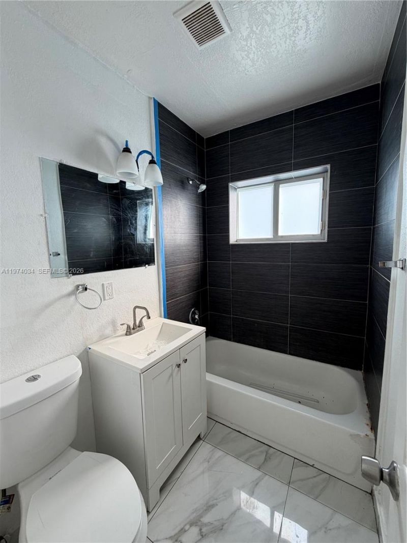 7001 NW 6th Ave , Miami, FL 33150 Photo