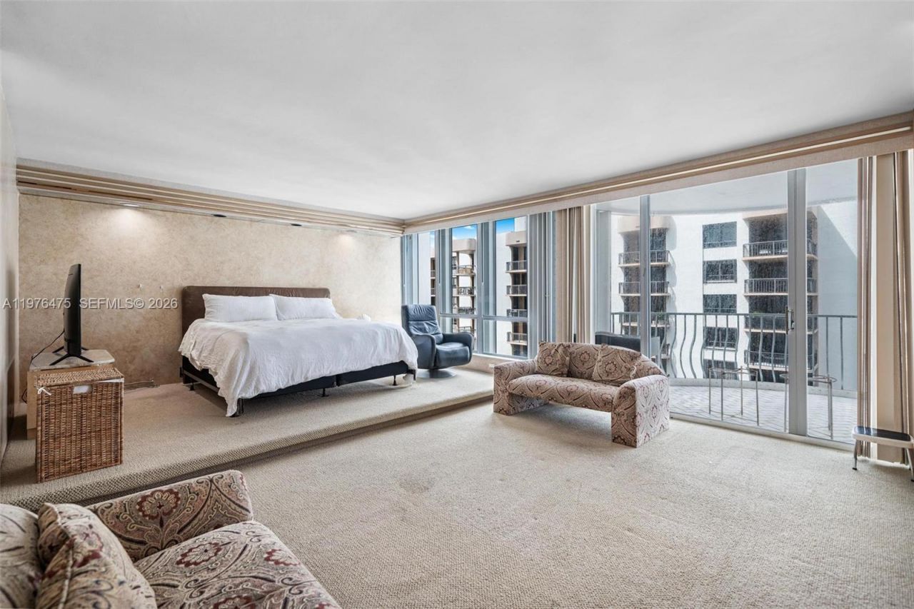 10155 Collins Ave , Unit 1704, Bal Harbour, FL 33154 Photo