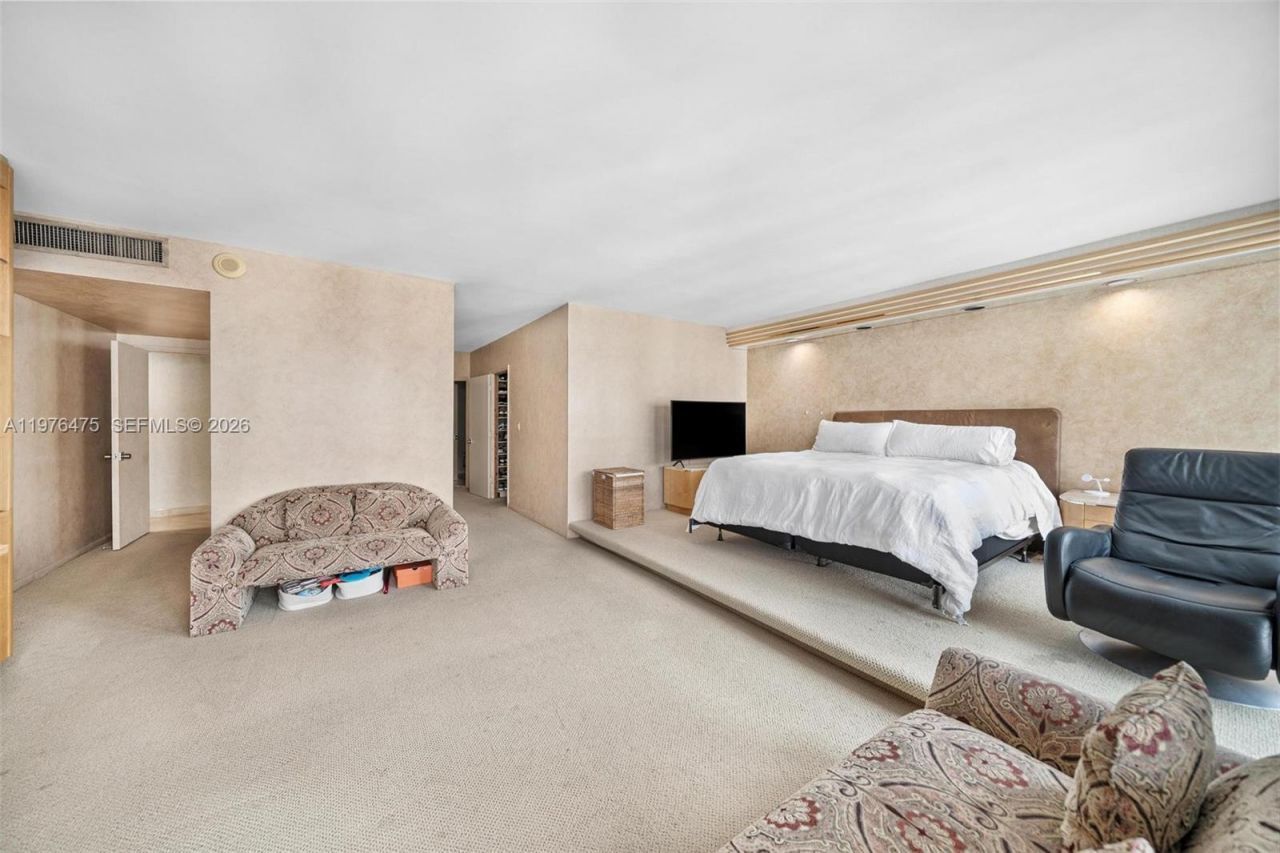 10155 Collins Ave , Unit 1704, Bal Harbour, FL 33154 Photo