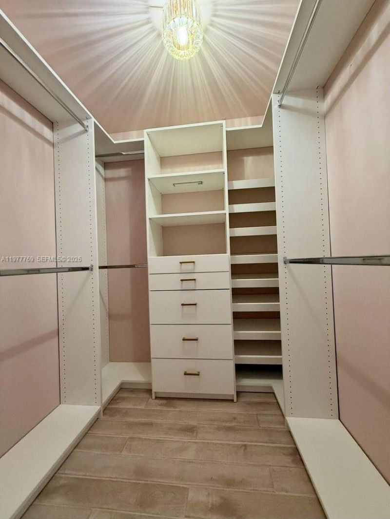 1035 NW 2nd Ave, Fort Lauderdale, FL 33311 Photo