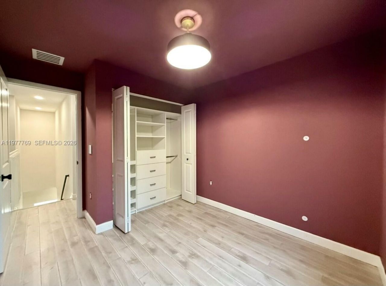 1035 NW 2nd Ave, Fort Lauderdale, FL 33311 Photo