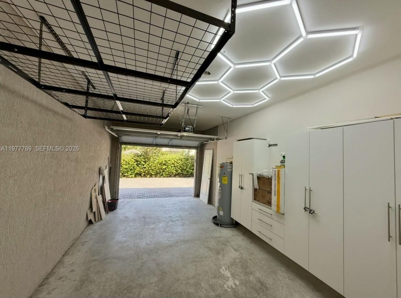 1035 NW 2nd Ave, Fort Lauderdale, FL 33311 Photo