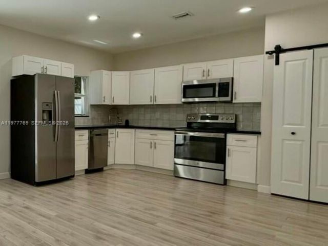 1035 NW 2nd Ave, Fort Lauderdale, FL 33311 Photo