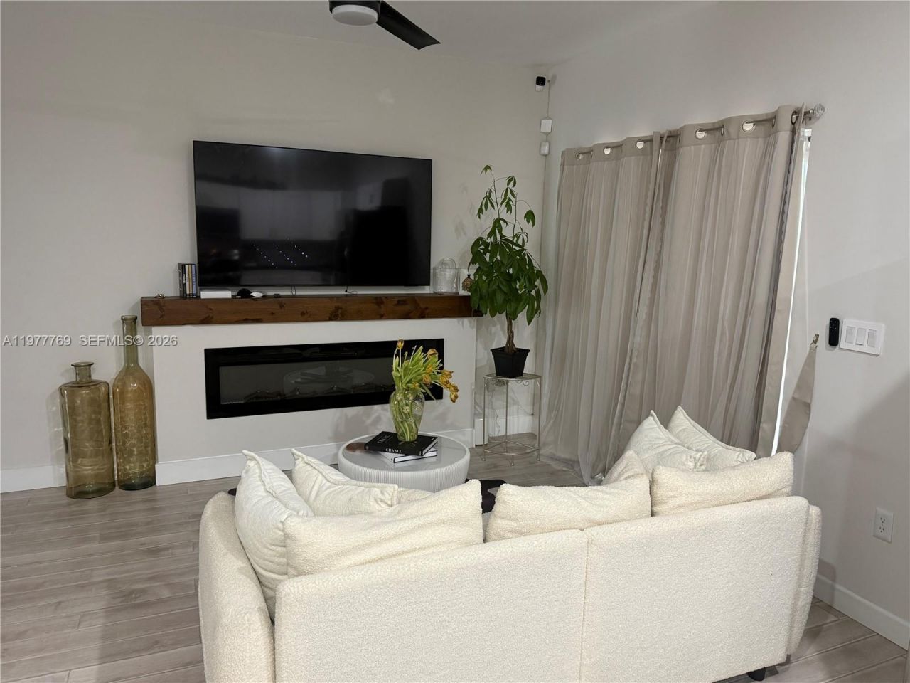 1035 NW 2nd Ave, Fort Lauderdale, FL 33311 Photo