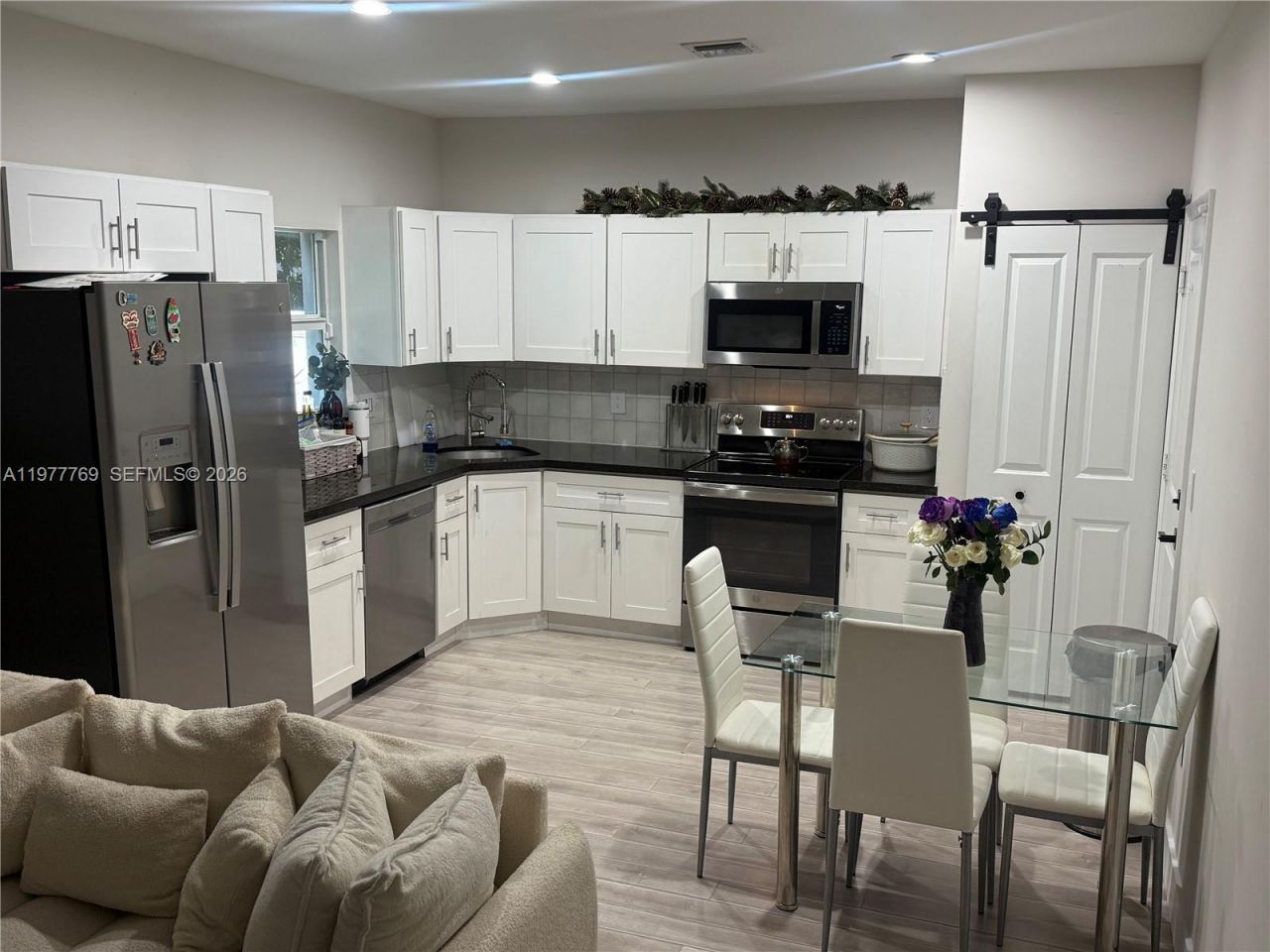 1035 NW 2nd Ave, Fort Lauderdale, FL 33311 Photo