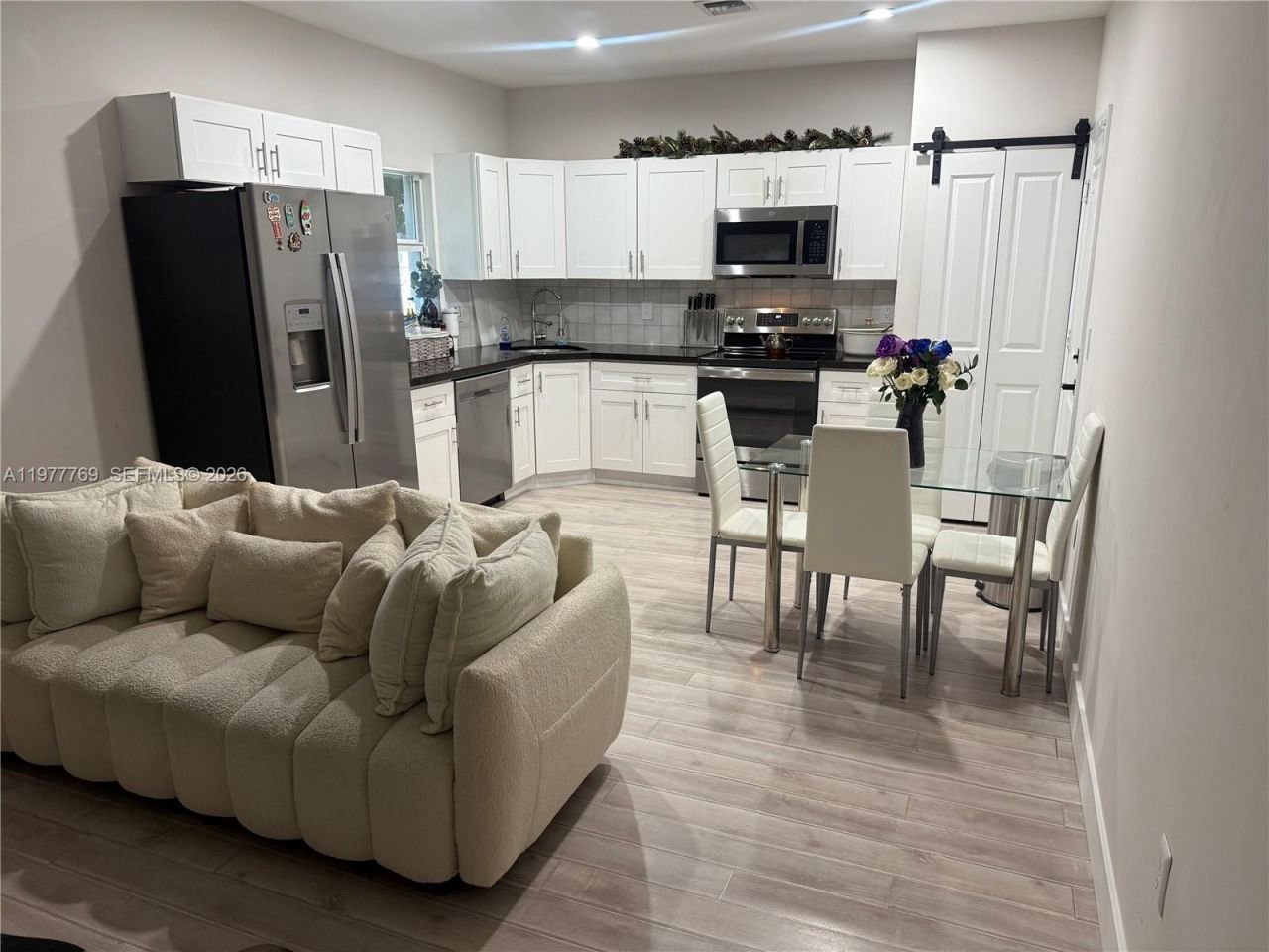 1035 NW 2nd Ave, Fort Lauderdale, FL 33311 Photo