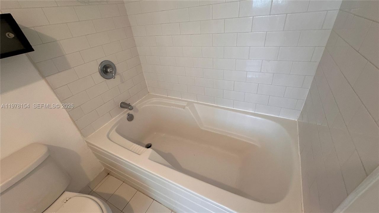 690 SW 1st Ct, Unit 1128, Miami, FL 33130 Photo