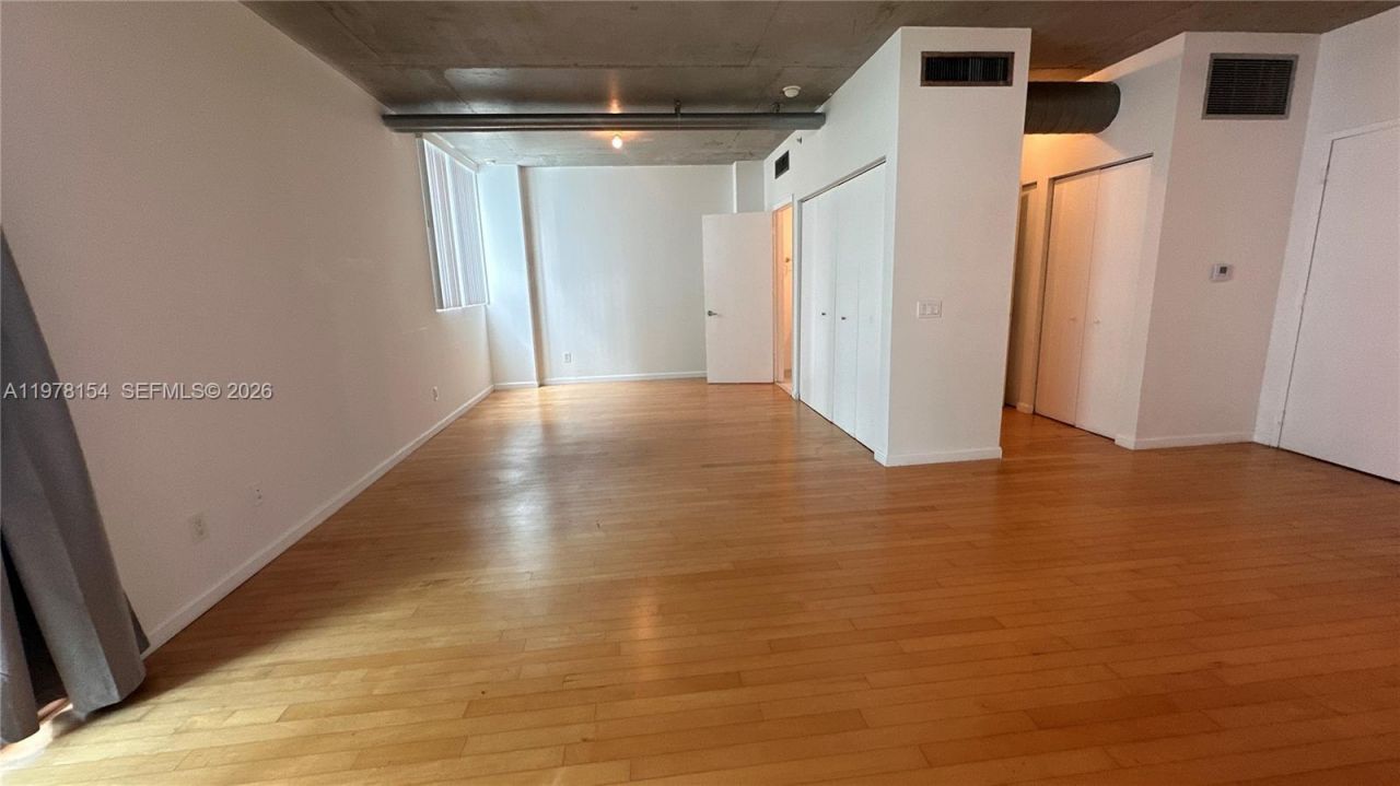 690 SW 1st Ct, Unit 1128, Miami, FL 33130 Photo