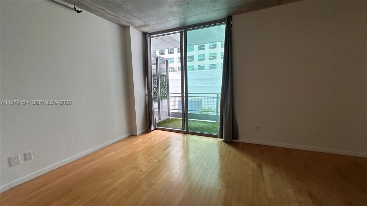 690 SW 1st Ct, Unit 1128, Miami, FL 33130 Photo