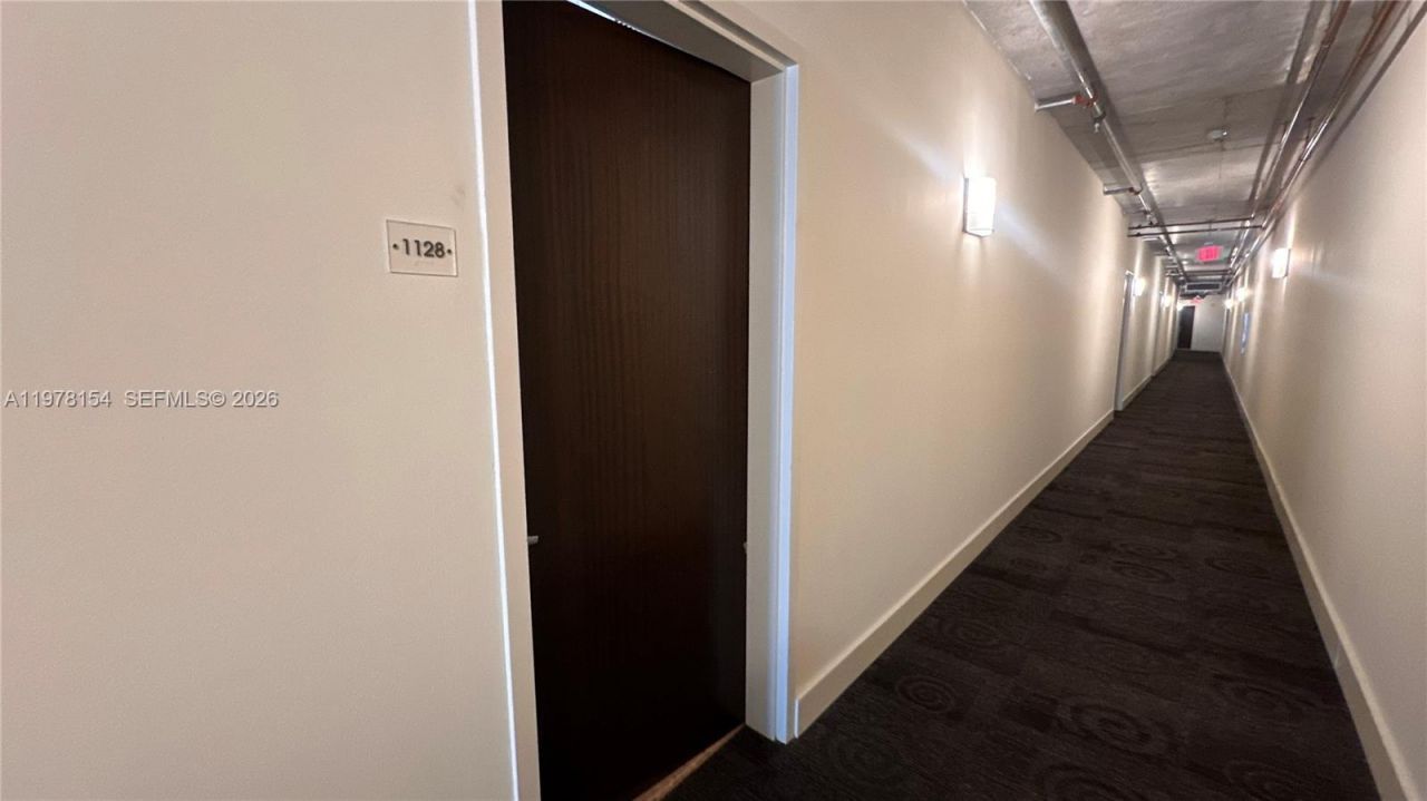 690 SW 1st Ct, Unit 1128, Miami, FL 33130 Photo