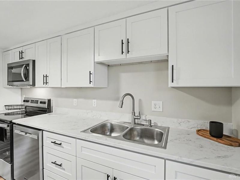 21 S Limestone Street, Jamestown, OH 45335 Photo 13