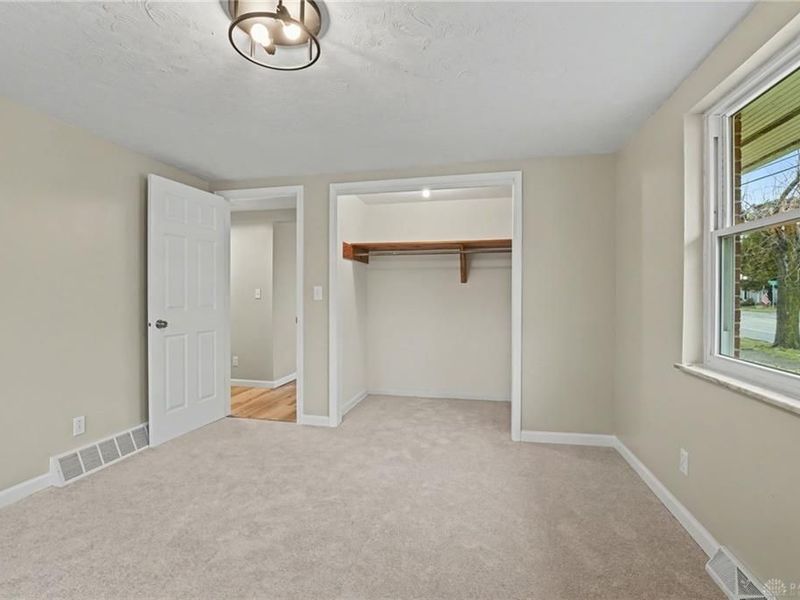 21 S Limestone Street, Jamestown, OH 45335 Photo 19