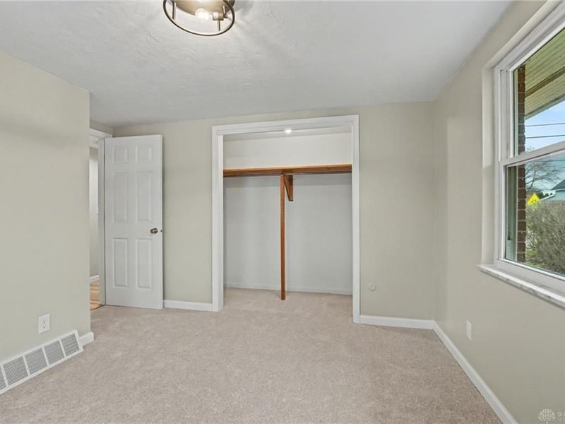 21 S Limestone Street, Jamestown, OH 45335 Photo 22