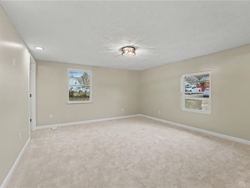 21 S Limestone Street, Jamestown, OH 45335 Photo 26