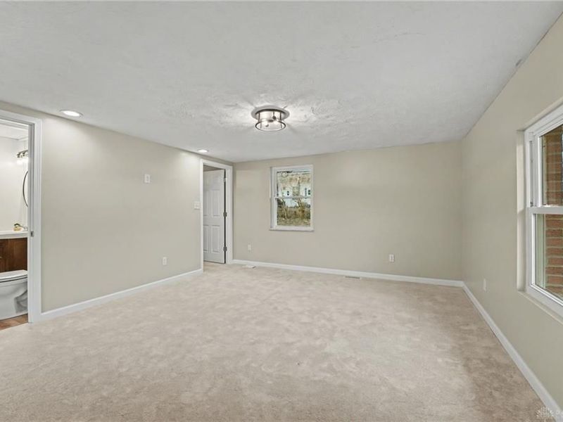 21 S Limestone Street, Jamestown, OH 45335 Photo 27