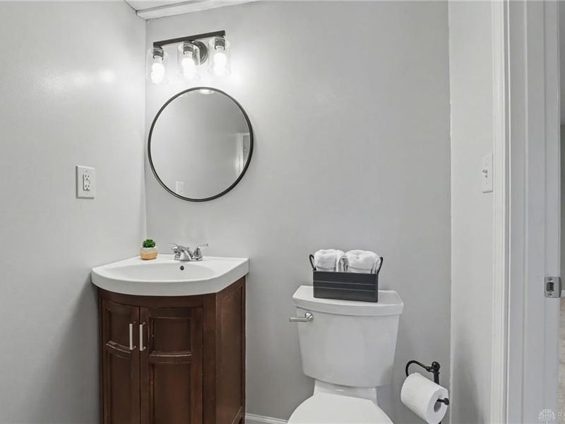 21 S Limestone Street, Jamestown, OH 45335 Photo 30