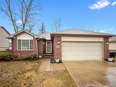 29054 Currier Avenue, Westland, MI 48186