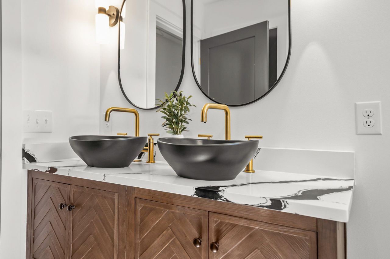 2608 Boyer Street Photo 27