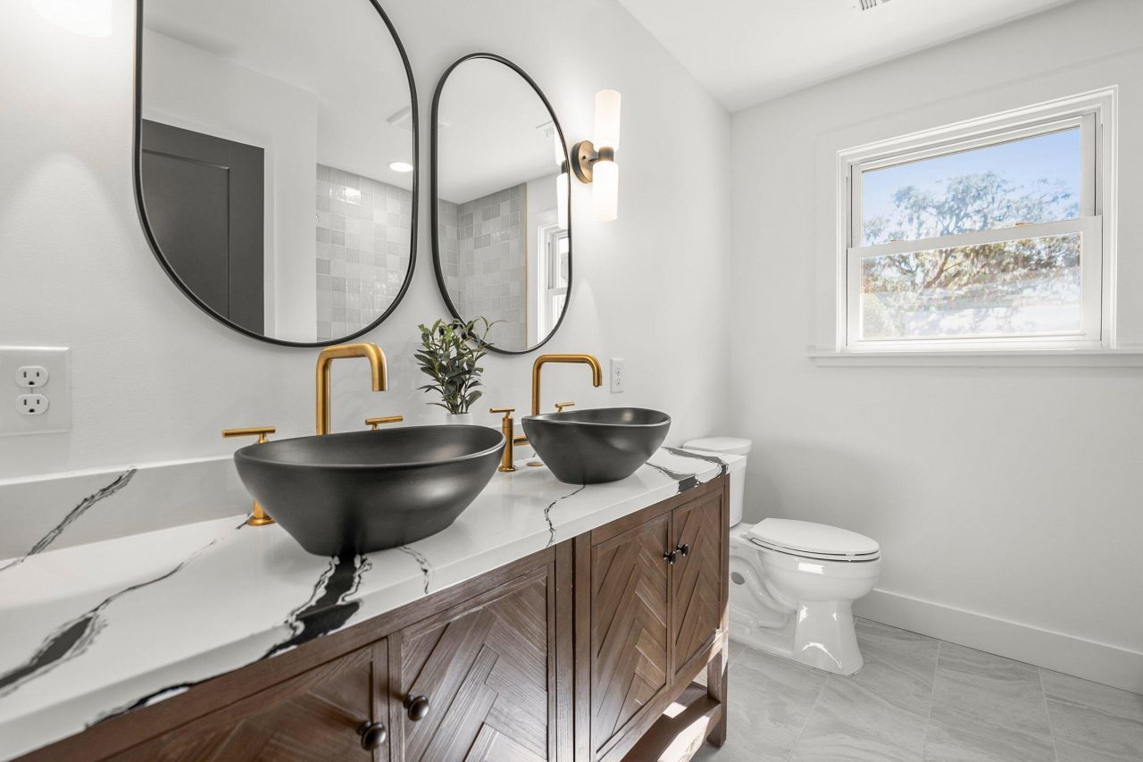 2608 Boyer Street Photo 29