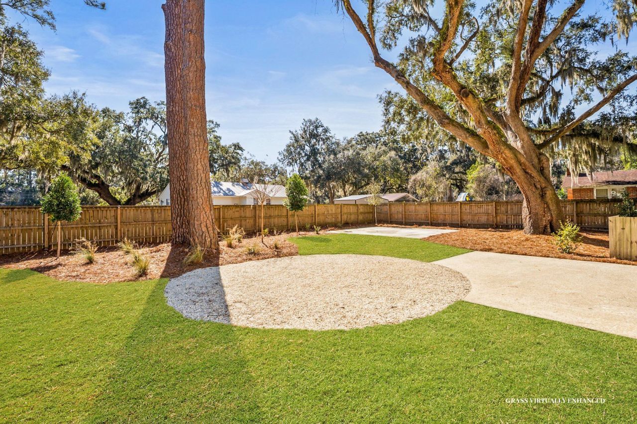 2608 Boyer Street Photo 3