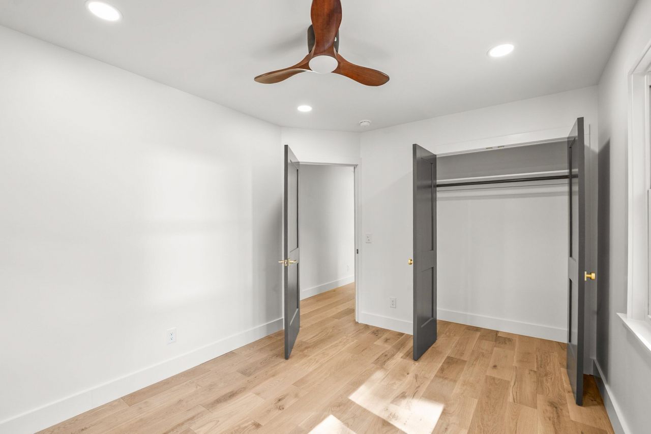 2608 Boyer Street Photo 32