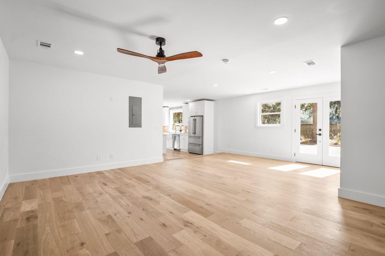 2608 Boyer Street Photo 40