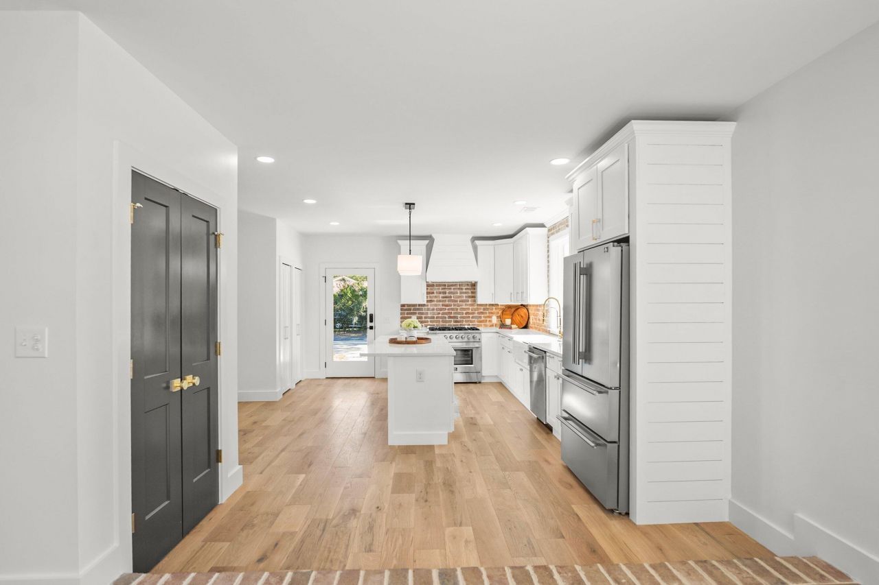 2608 Boyer Street Photo 43