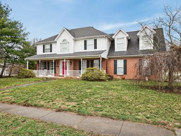 484 Hunters Ridge Road, Versailles, KY 40383