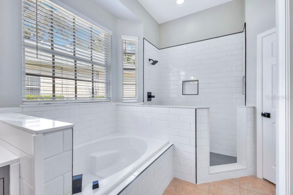 250 River Oaks Landing Court, Unit 530, Debary, FL 32713 Photo