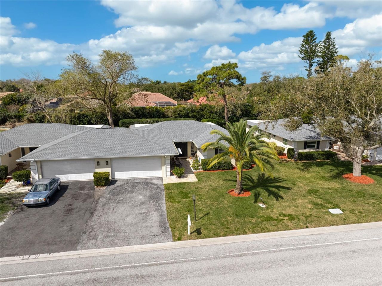 7128 W Country Club Drive N, Sarasota, FL 34243 Photo