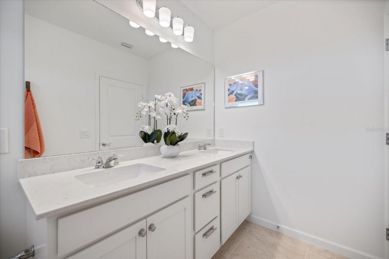 6511 Silverstar Drive, Sarasota, FL 34240 Photo