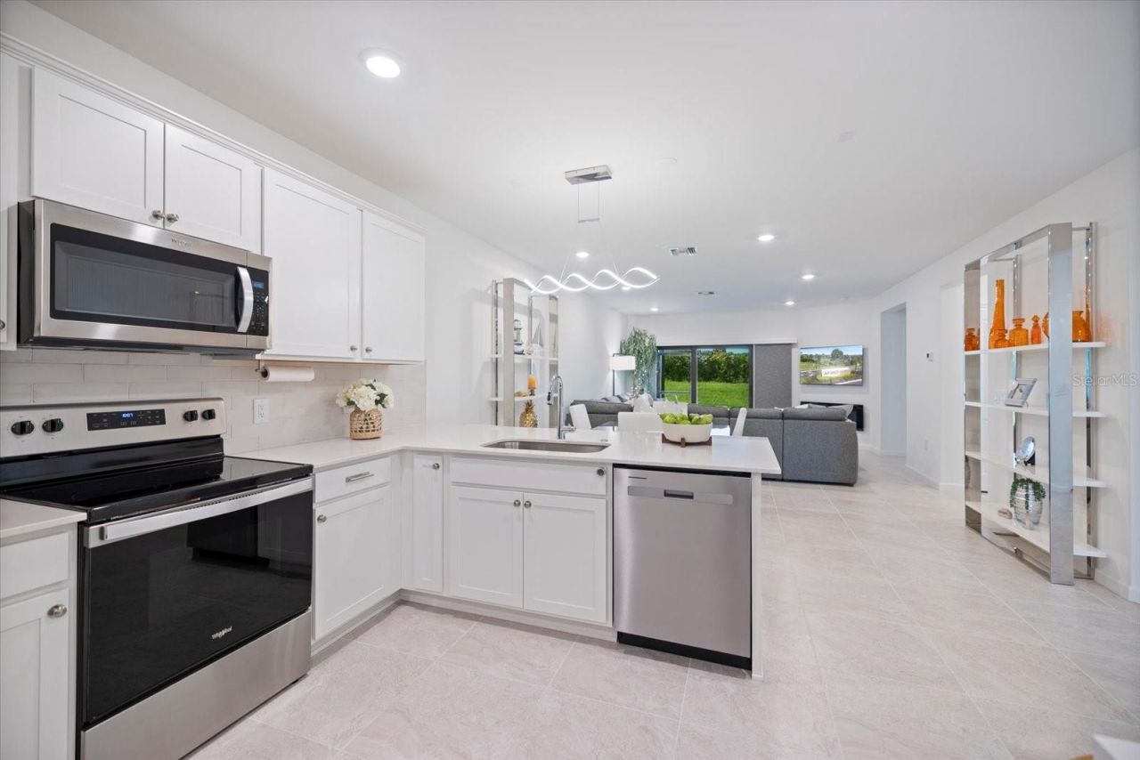 6511 Silverstar Drive, Sarasota, FL 34240 Photo