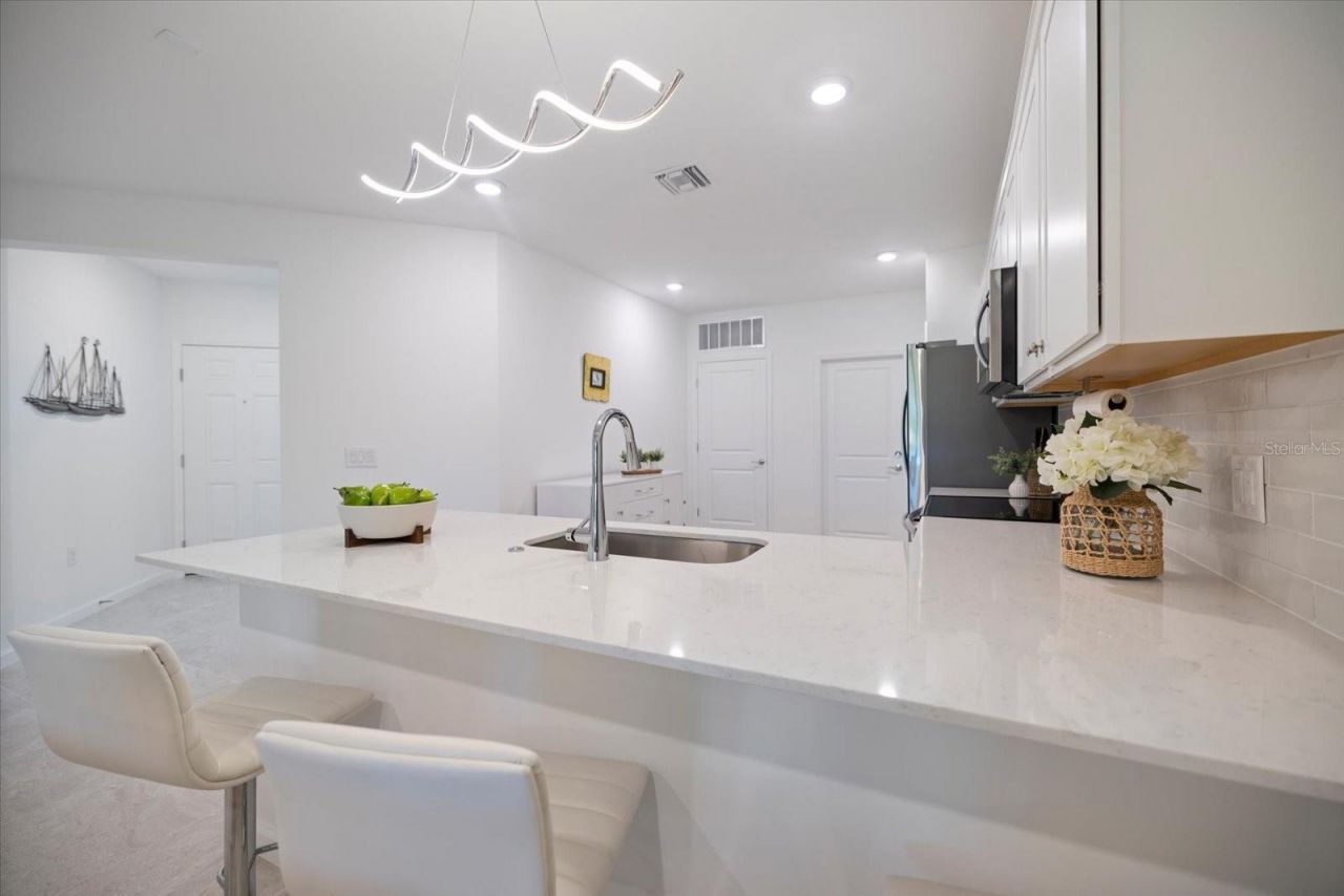 6511 Silverstar Drive, Sarasota, FL 34240 Photo