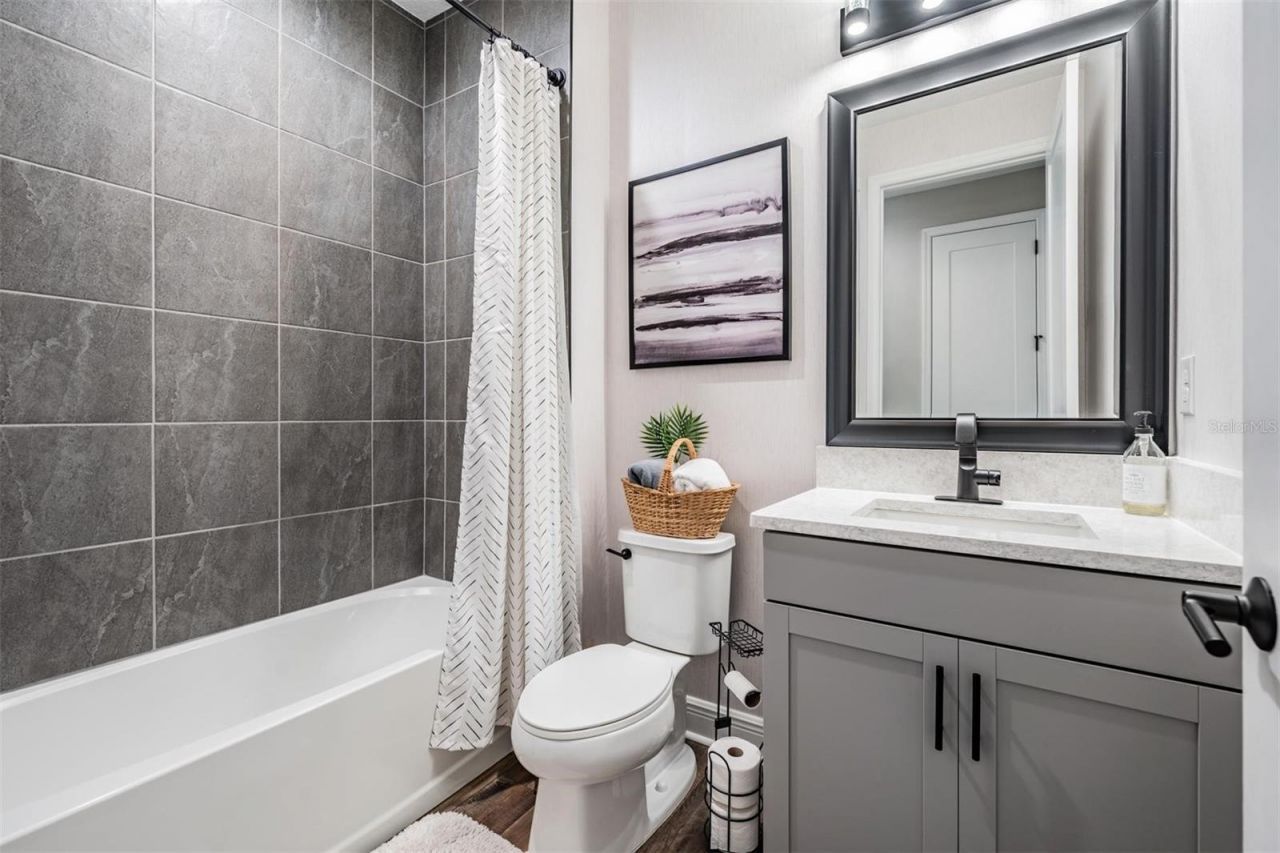 9206 Isabella Circle, Parrish, FL 34219 Photo