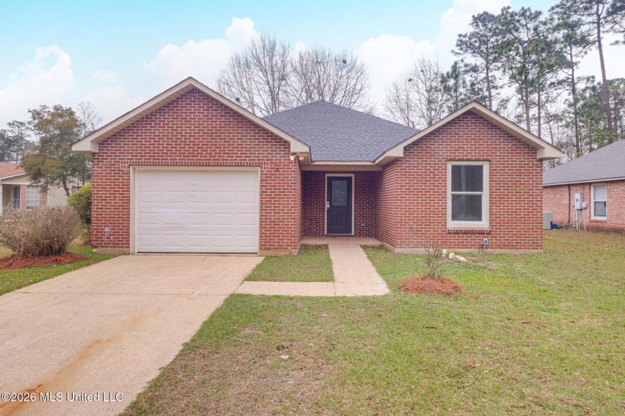 8104 Meadowdale Drive, Gautier, MS 39553 Main Photo