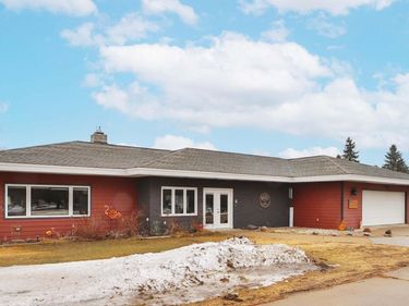 101 Mini Drive, Staples, MN 56479