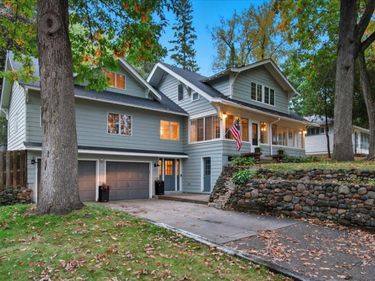 71 Fir Street, Mahtomedi, MN 55115