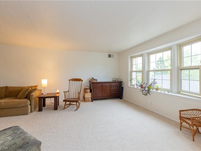 13710 Shaker Boulevard, Unit 405, Cleveland, OH 44120 Photo 5