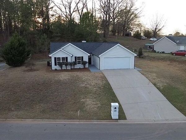 4344 Pond Fork Way, Gillsville, GA 30543