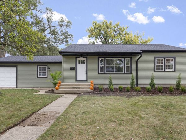 1142 N Webster Street , Naperville, IL 60563