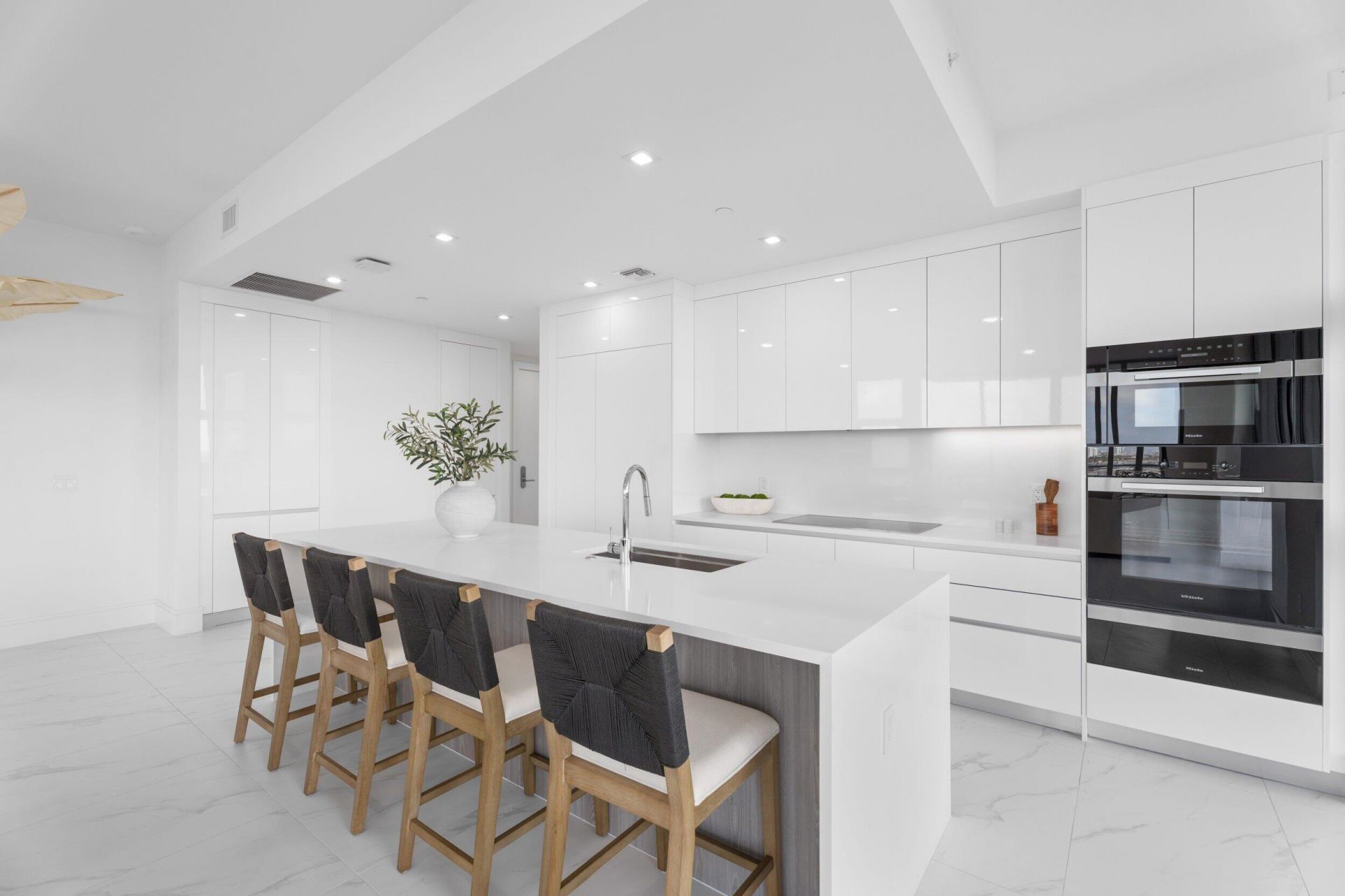 220 Lake Shore Drive, Unit 1523, Lake Park, FL 33403 Photo