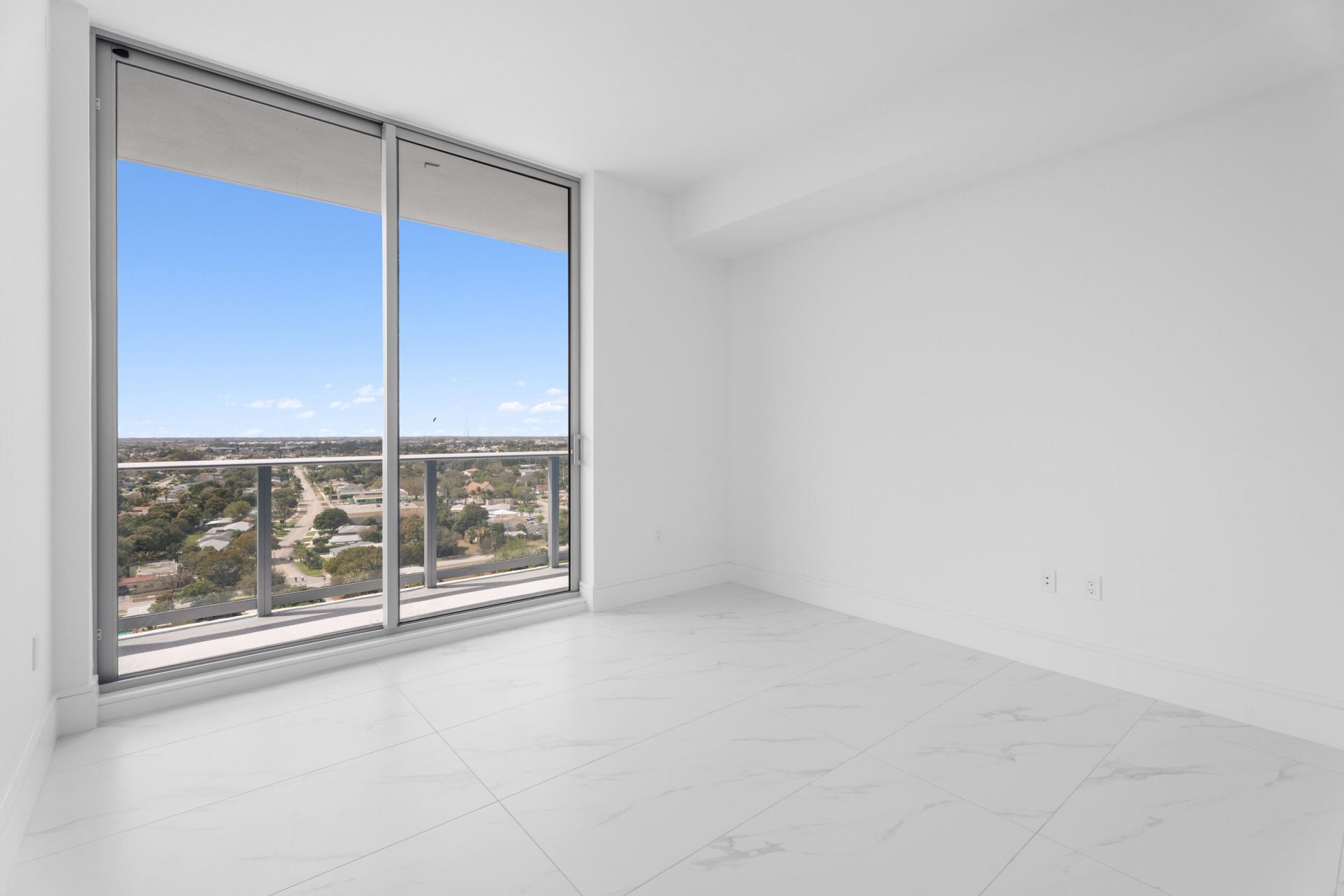 220 Lake Shore Drive, Unit 1523, Lake Park, FL 33403 Photo