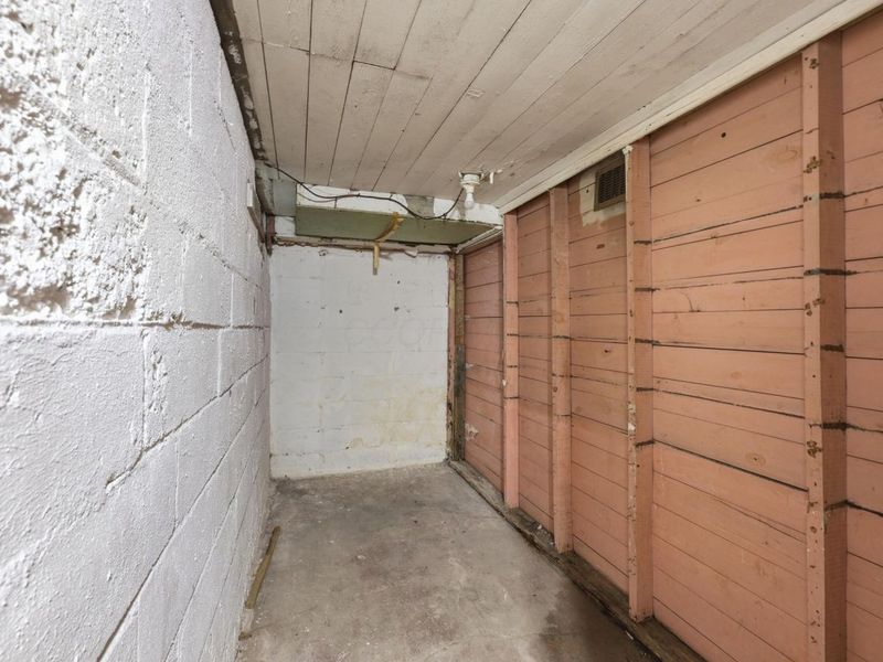 1452 Summit Street , Columbus, OH 43201 Photo 24